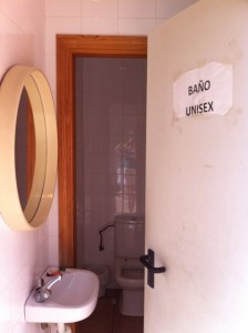 FOTO BANYS PISCINA pÒRTOL reduida